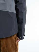 66 North - Dyngja Shell Jacket in Black