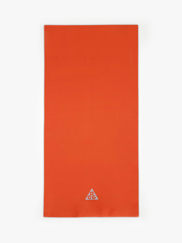 Nike - Nike Neck Wrap Reversible Acg in Safety Orange/Summit White/Silver