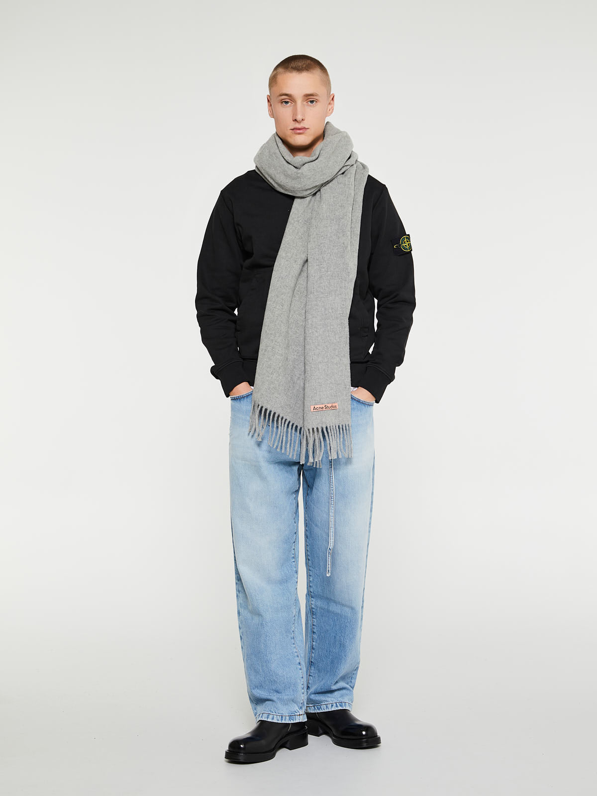 Large Fringe Wool Halstørklæde i Light Grey Melange