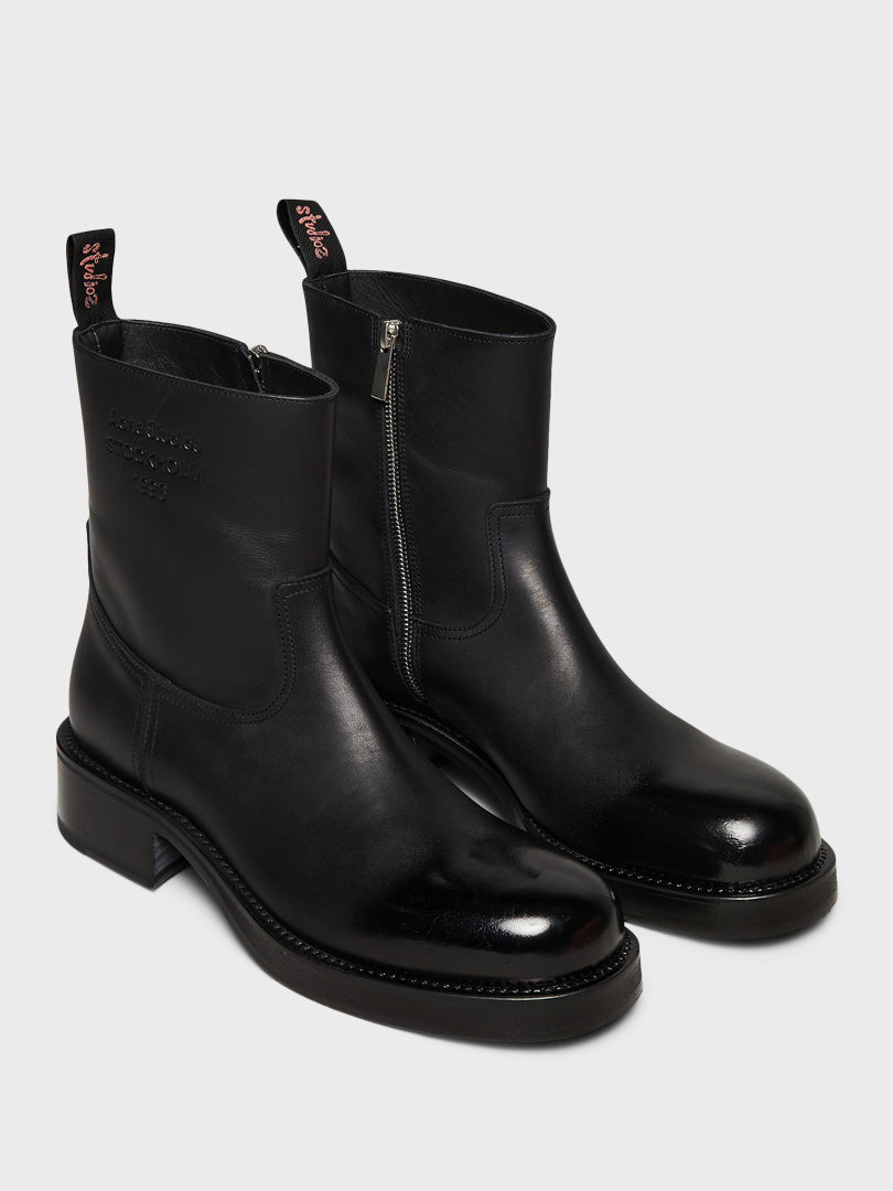 Sprayed Leather Ankle Boots in Black