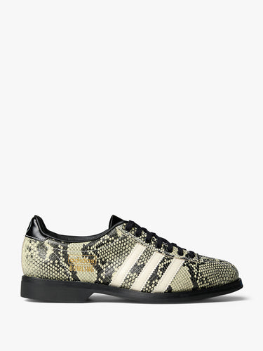 Adidas - Adidas x Brain Dead Bowling Shoes in Snake print, Cream White and Core Black