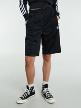 Adidas - Adicolor Firebird Long Shorts in Black and White