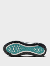 Nike - Vomero Plus Sneakers in Anthracite, Reflect Silver and Cannon White