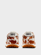 Nike - W LD-1000 PRM Sneakers in Phantom, Cacao Wow Sail Safety Orange