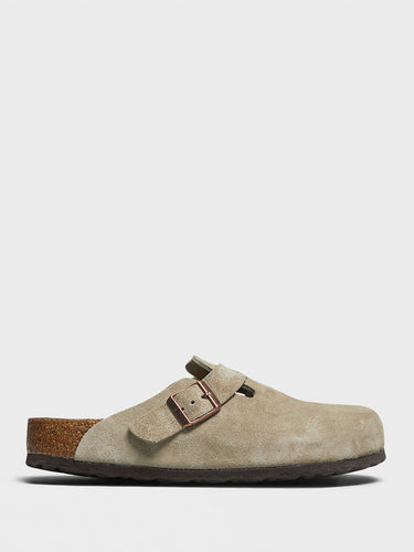 Birkenstock - Boston Suede Regular Soft Footbed Sandals in Taupe