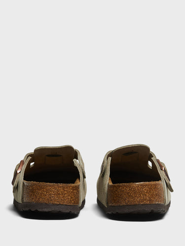 Birkenstock - Boston Suede Regular Soft Footbed Sandals in Taupe
