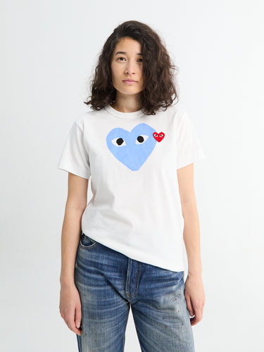 Comme des Garçons PLAY - U T-Shirt Red Emblem in Blue
