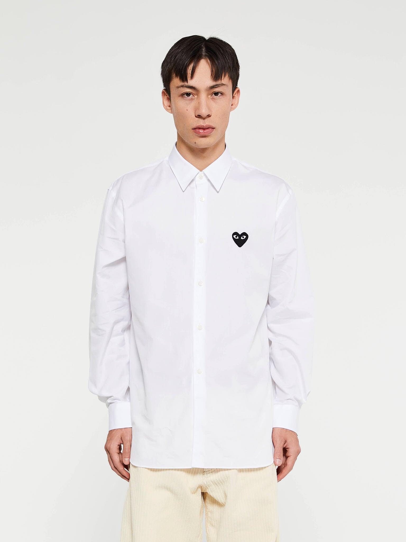 Comme des Garons PLAY - Black Heart Shirt in White Stoy Comme des Garons PLAY - Black Heart Shirt in White Stoy