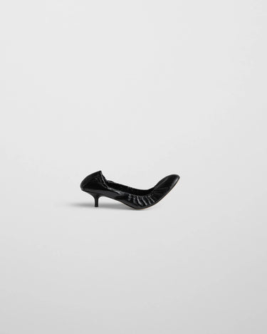 Phoebe Philo - Low Pucker Pump 45 in Black