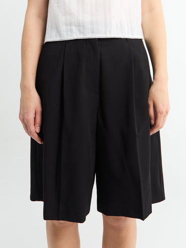 Dunst - Bermuda Shorts in Black