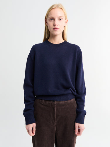 Dunst - Unisex Cashmere Crewneck Sweater in Deep Navy