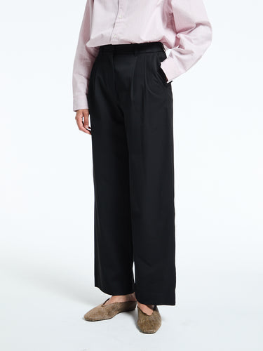 Dunst - Double Pleated Wide Slacks in Black