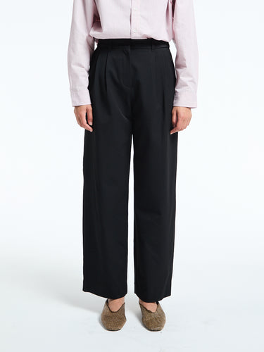 Dunst - Double Pleated Wide Slacks in Black
