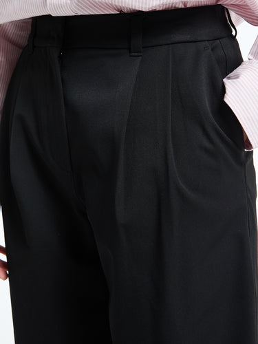 Dunst - Double Pleated Wide Slacks in Black