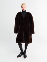 The Frankie Shop - Matera Collarless Faux Fur Coat in Brown