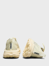 Hoka One One - U Mafate Speed 4 Lite Sneakers in Truffle Salt and Vintage Yellow
