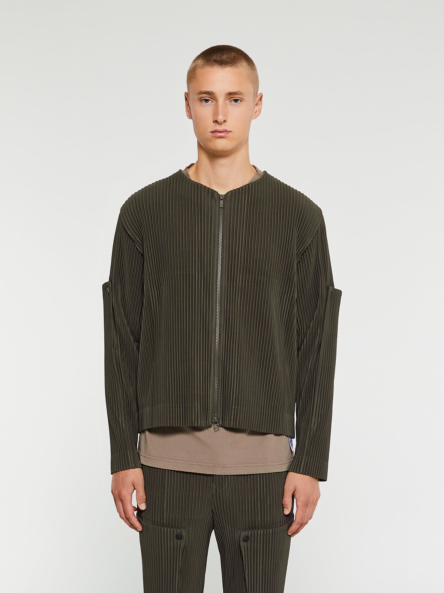 Homme Plissé Issey Miyake - Blouson in Soil Brown