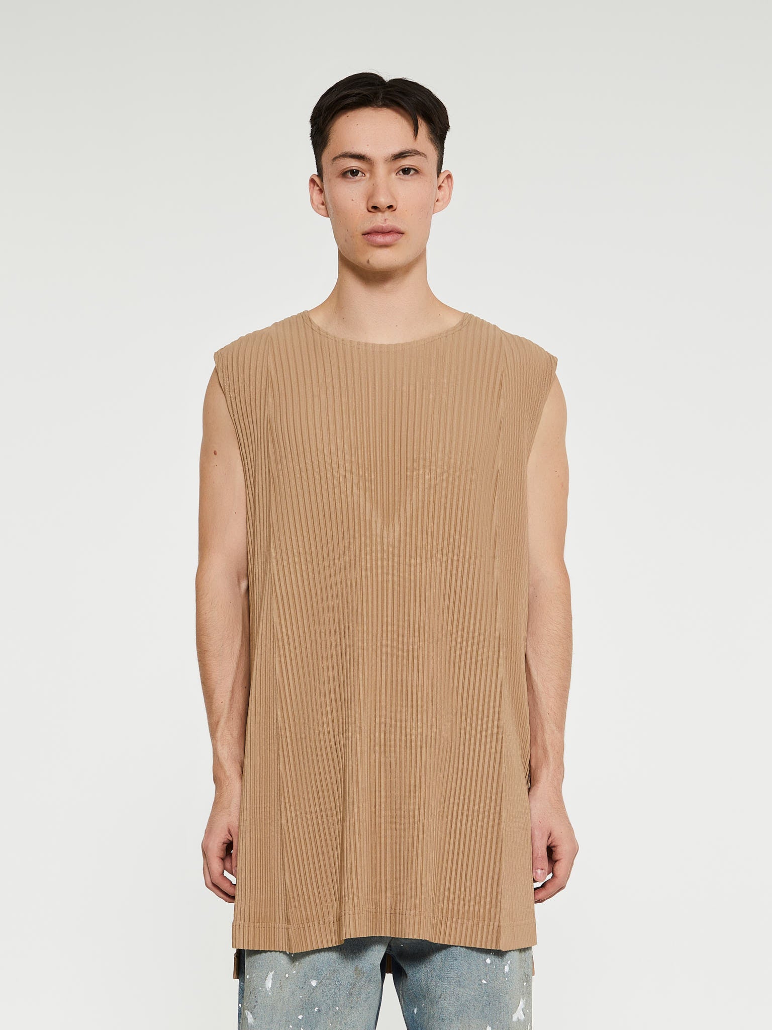 Homme Plissé Issey Miyake - T-Shirt in Brown