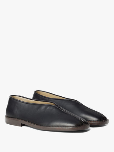Lemaire - Flat Leather Piped Slippers in Black and Dark Chocolate