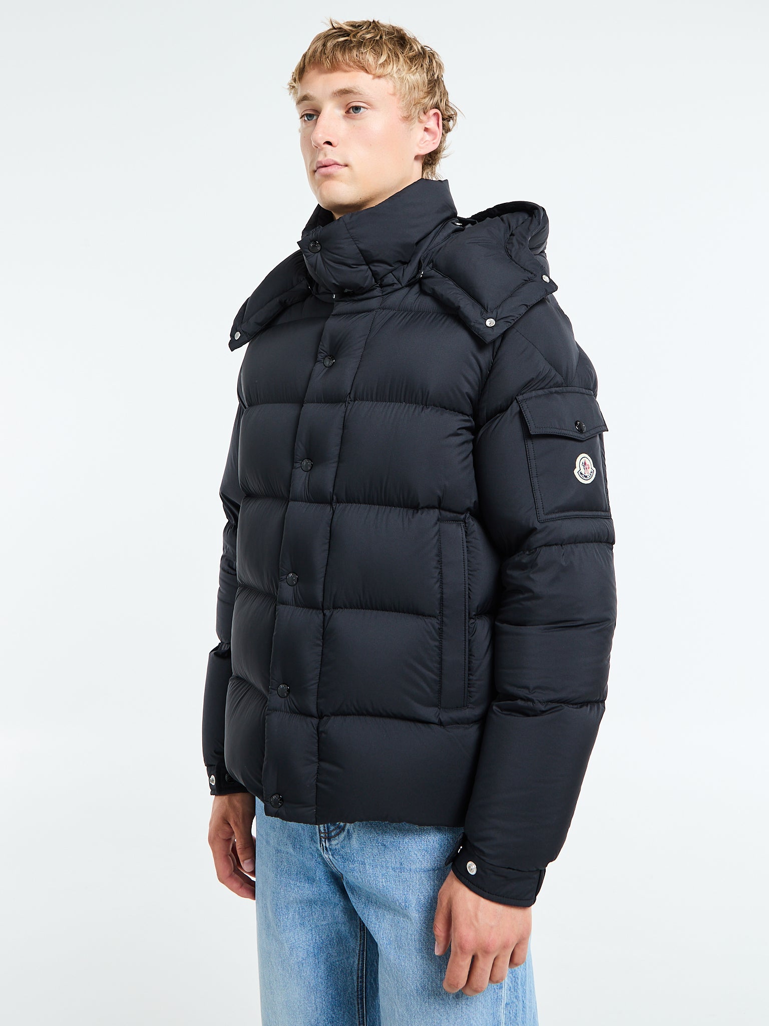 Moncler Vezere Hooded Short Down Jacket in Black – Stoy