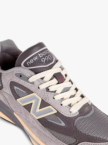 New Balance - New Balance Made In Usa 990v7 in Kool Grey