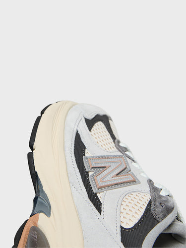 New Balance - 2010 Sneakers in Brighton Grey