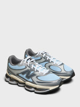New Balance - 2000 Sneakers in Light Chrome Blue