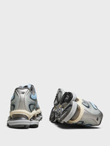 New Balance - 2000 Sneakers in Light Chrome Blue