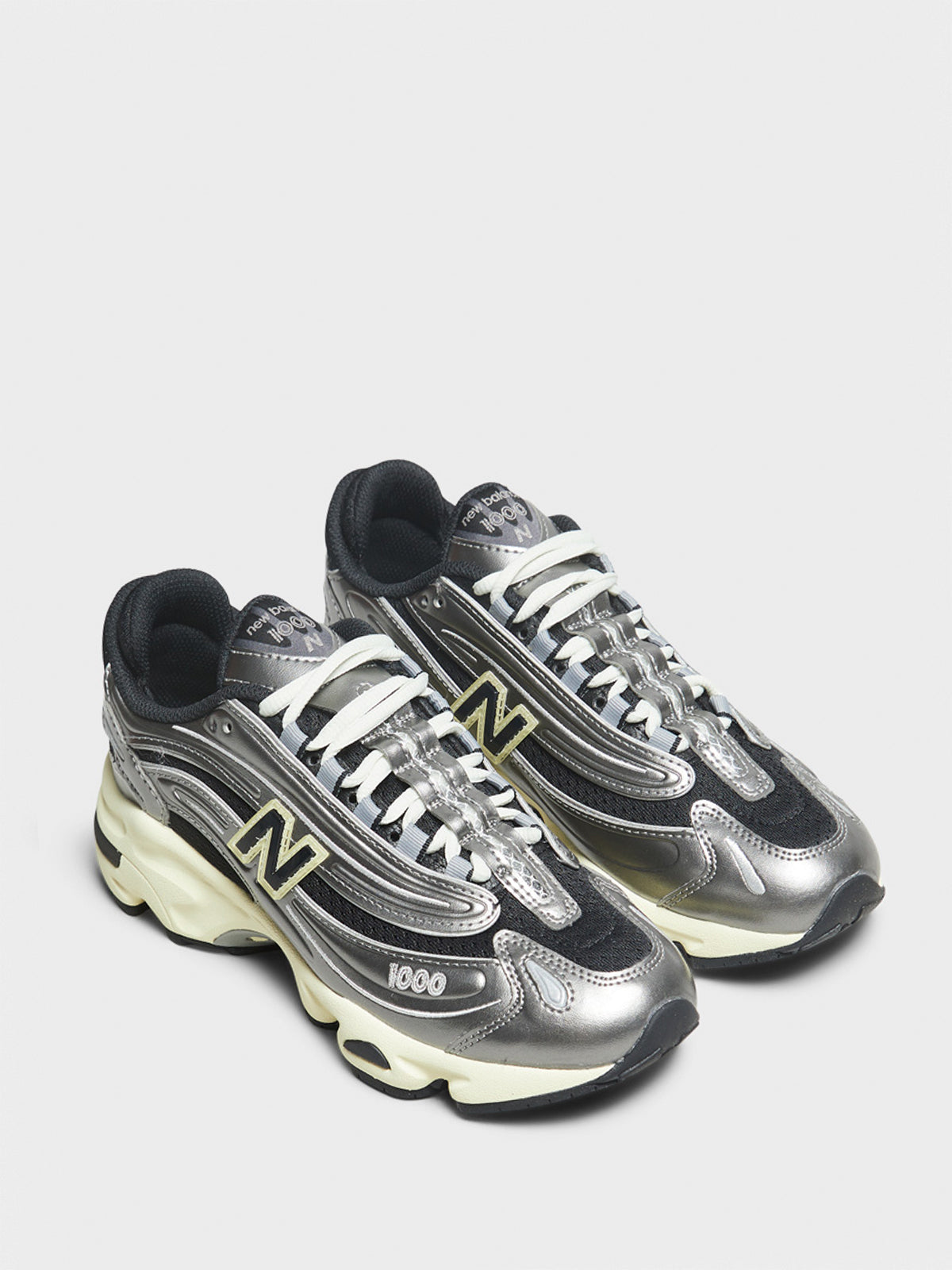 M1000SL Sneakers in Grey and Black