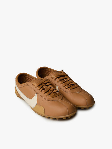 NIKE_0_199778153596_2.jpg
