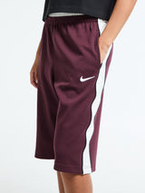 Nike - Shorts in Burgundy Crush and Sail