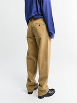 Noah - Double-Pleat Herringbone Pants in Khaki