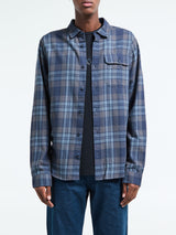 Patagonia - M's Long-Sleeved Lightweight Fjord Flannel Shirt in Paw: Smolder Blue