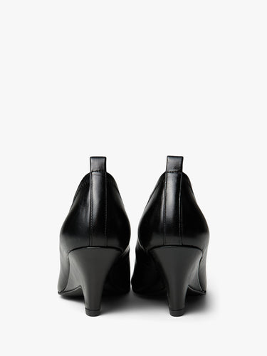 Paloma Wool - Joelia Pump in Black