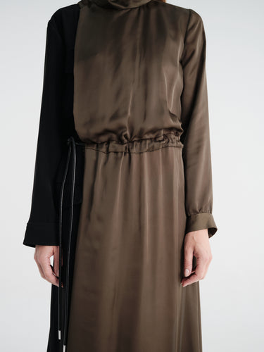 sacai - Crepe Back Satin X Satin Dress in Khaki×Black