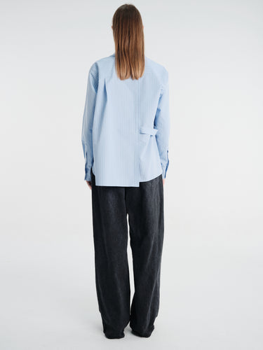 sacai - Poplin Shirt in L/Blue Stripe