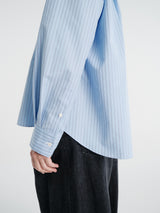 sacai - Poplin Shirt in L/Blue Stripe