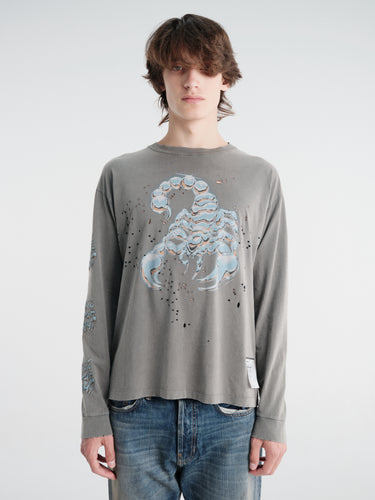 Satisfy - Mothtech™ Long Tee in Faded Black Scorpsleecepr
