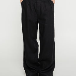 Pleated Linen Pants in Black