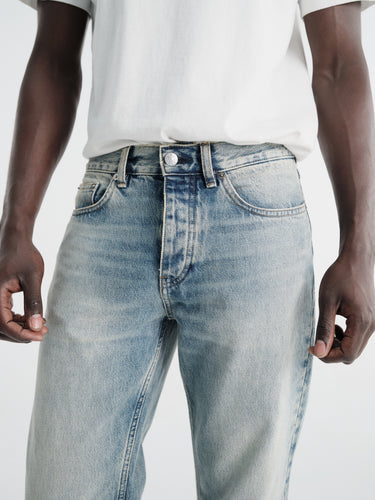 Sunflower - Low Straight Jeans in Authentic