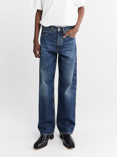Sunflower - Loose Jeans in Dark Blue Worn