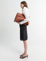 TOTEME - Grained Leather Lounge Tote Bag in Sienna
