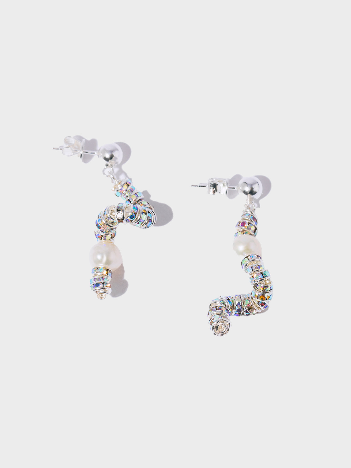 Pearl Octopuss.y - Tiny Snakes Earrings in Silver