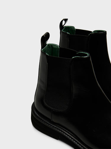 Vinny's - Officer Chelsea Boots in Black Nappa Leather