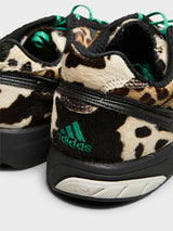 Adidas - Adizero Adios OG W Sneakers in Grey Two, Core Black and Cougar Brown