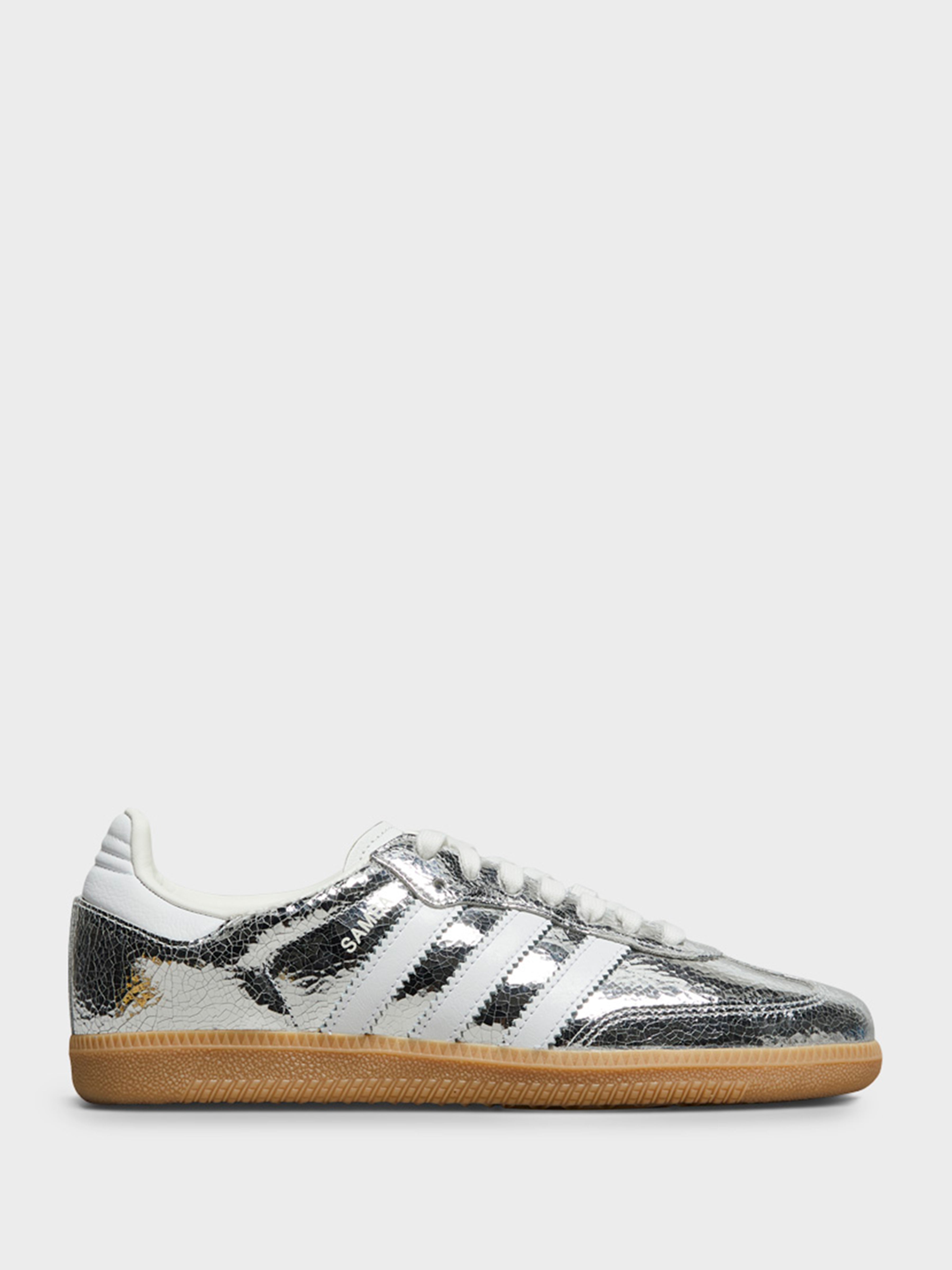 Adidas - Samba OG W Sneakers in Silver Metallic, Cloud White and Core White Stoy Adidas - Samba OG W Sneakers in Silver Metallic, Cloud White and Core White Stoy