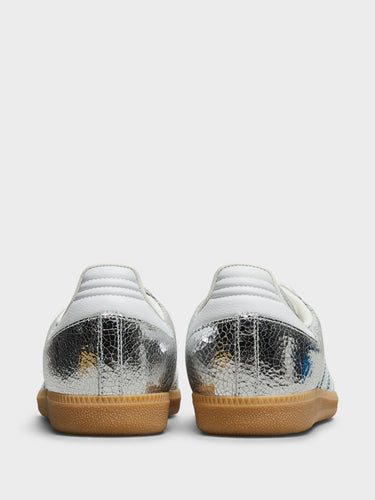Adidas - Samba OG W Sneakers in Silver Metallic, Cloud White and Core White
