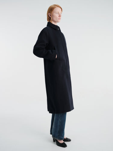 Aiayu - Noah Coat in Black Navy