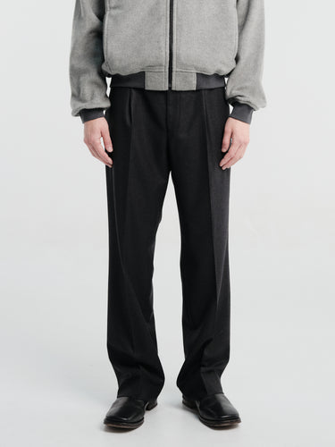 Auralee - Wool Fulling Flannel One-Tuck Slacks in Top Charcoal