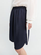 The Frankie Shop - Nelis Satin Bermuda Shorts in Navy